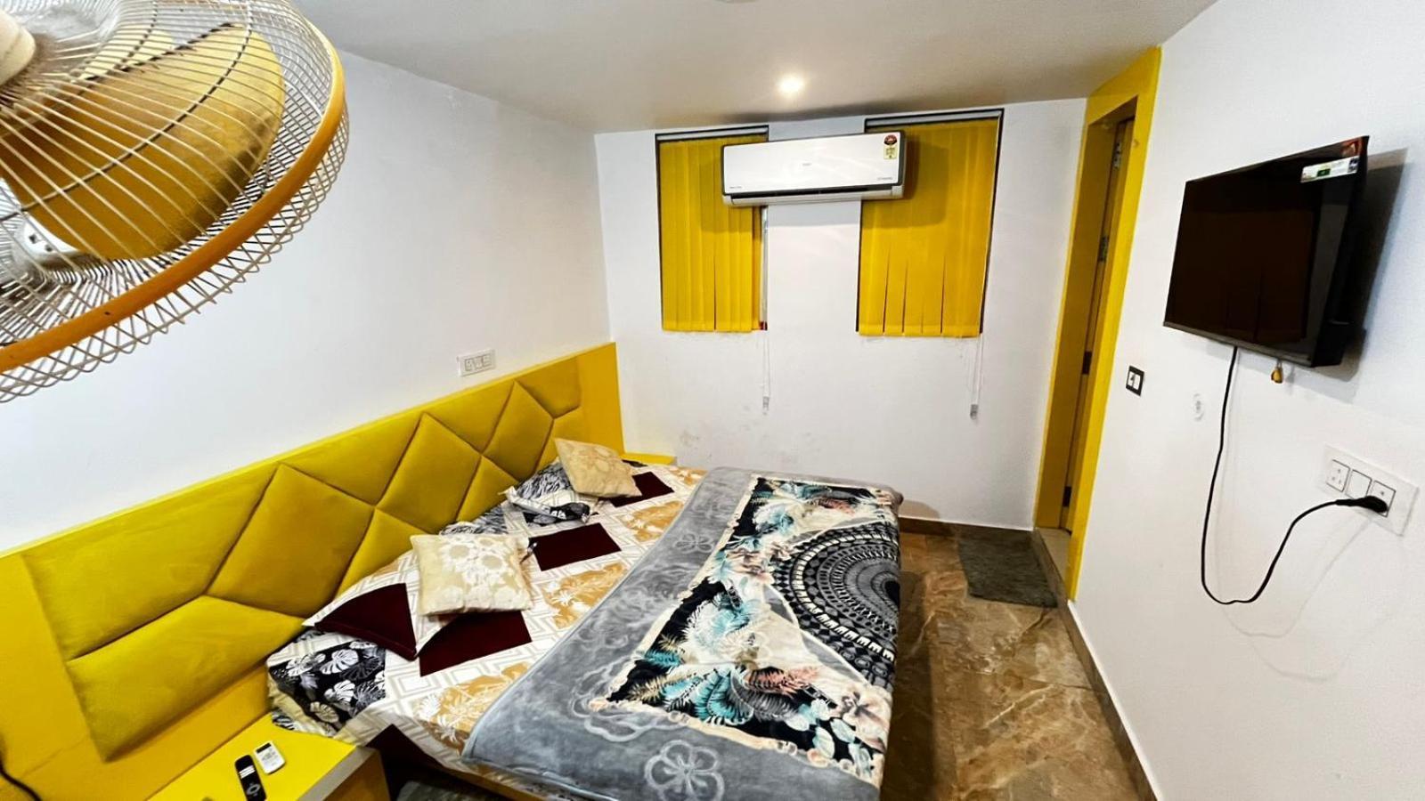 Sunset Backpackers Hostel Орча Екстериор снимка