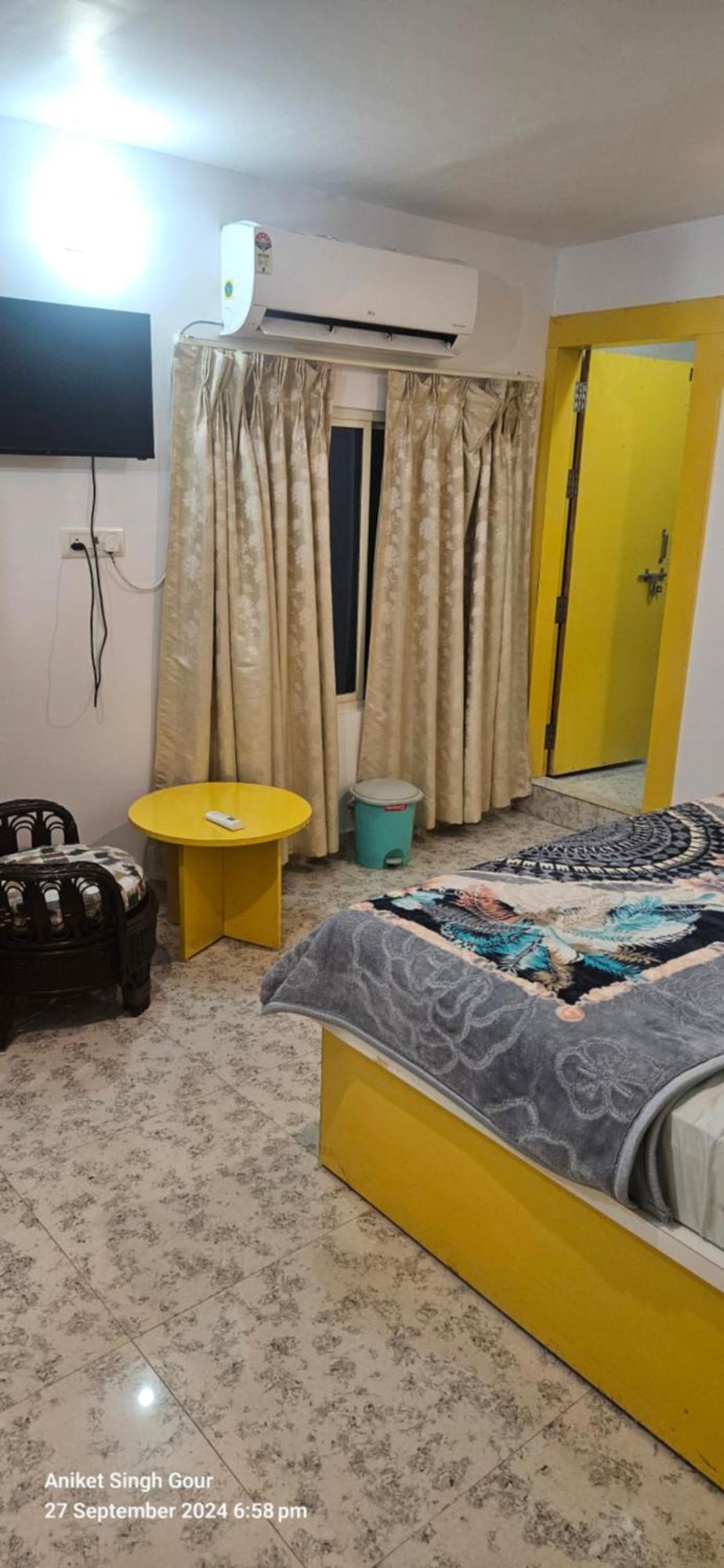 Sunset Backpackers Hostel Орча Екстериор снимка