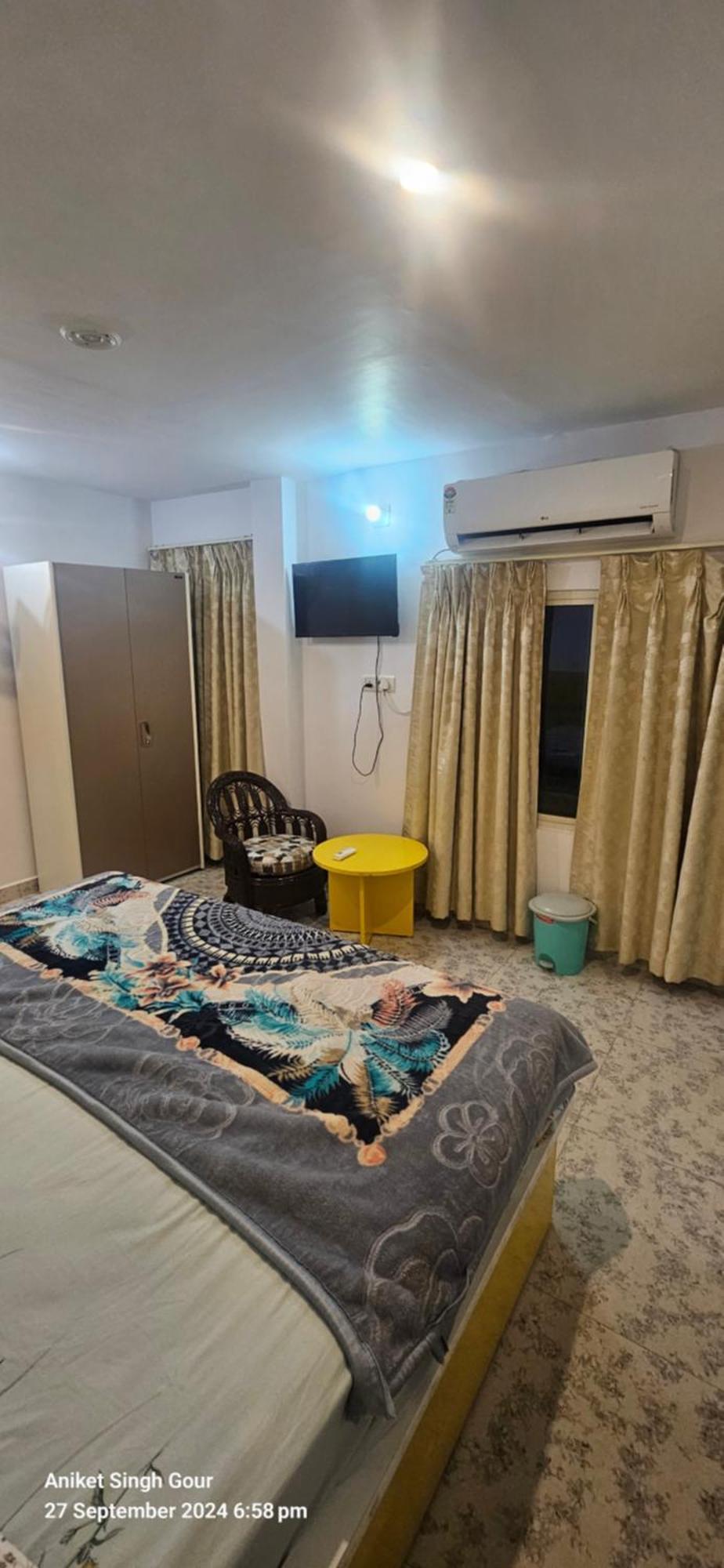 Sunset Backpackers Hostel Орча Екстериор снимка