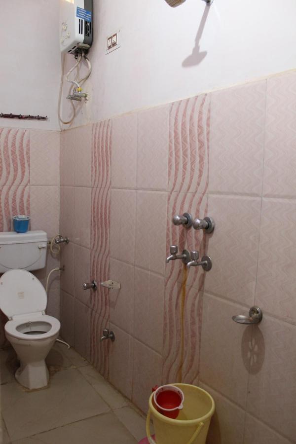 Sunset Backpackers Hostel Орча Екстериор снимка